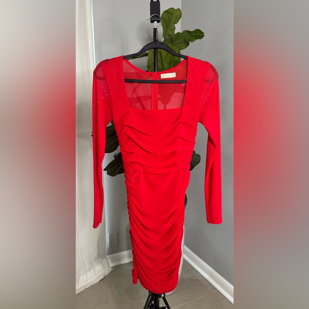 Elegant Red Ruched Dress